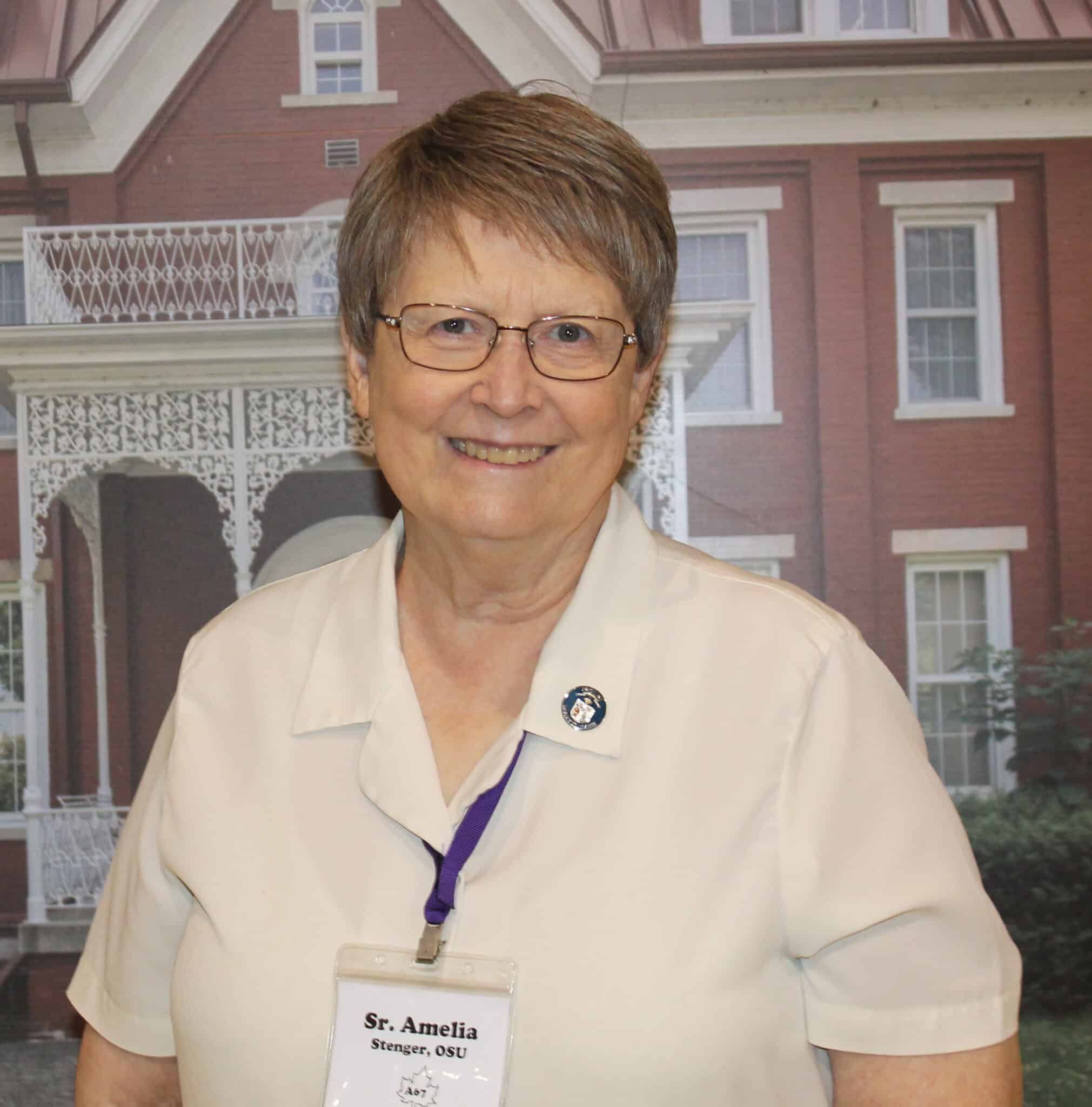 Alumnae follow the Yellow Brick Road back to Maple Mount Ursuline