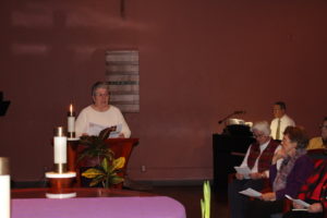 Advent Prayer Service 2014 at Brescia (16)