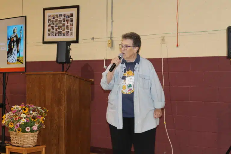 Congregational Leader Sister Sharon Sullivan says, “welcome home” and thanks for coming to all of those gathered in Maple Hall. Congregational Leader Sister Sharon Sullivan says, “welcome home” and thanks for coming to all of those gathered in Maple Hall.