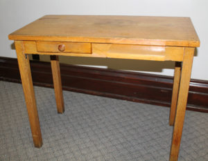Desk, 1-drawer, pullout, open leg