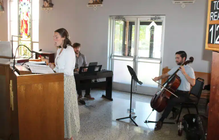 The musicians for the ceremony were Cecilia Lane on vocals, Jacob Hein on piano and Caleb Wiggins on cello. The musicians for the ceremony were Cecilia Lane on vocals, Jacob Hein on piano and Caleb Wiggins on cello.