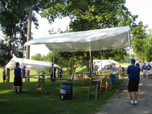 Tent Raising by Brescia 2013 (18)