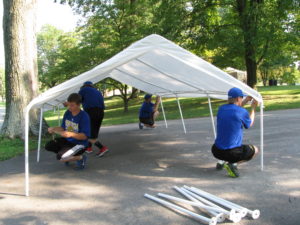 Tent Raising by Brescia 2013 (3)